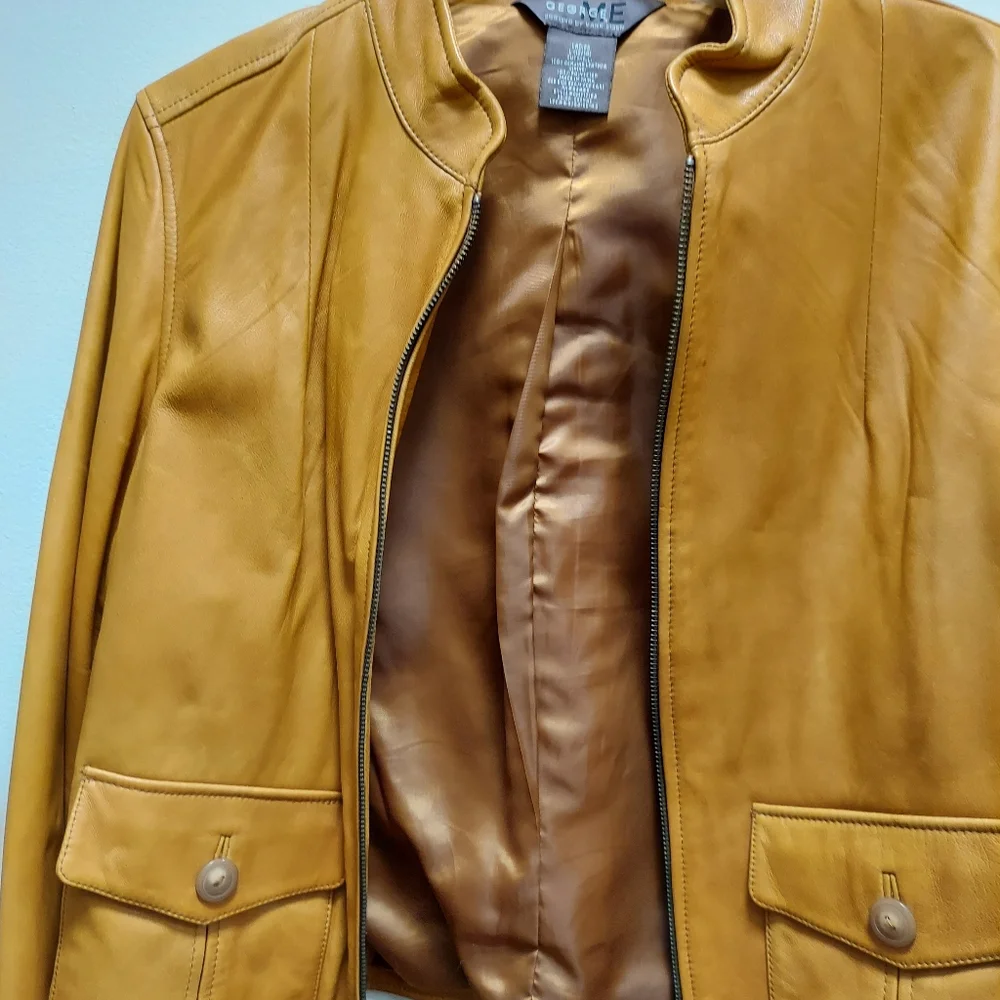 Jacket - Picture 5 of 7